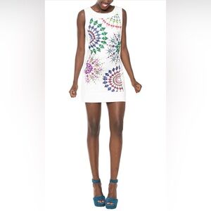 Desigual Sleeveless Dress Size 44 L White Kaleidoscope Print Shift Dress Boho